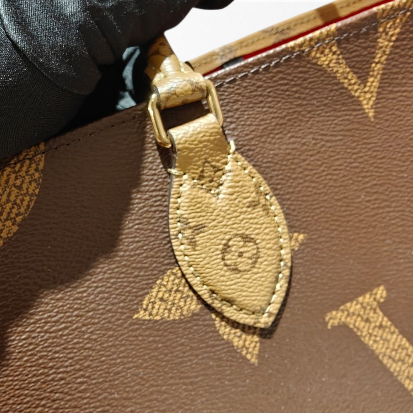 Louis Vuitton On the Go MM